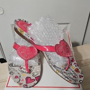 Coach EUC Poppy Pink Patent Heart Thong Sandals